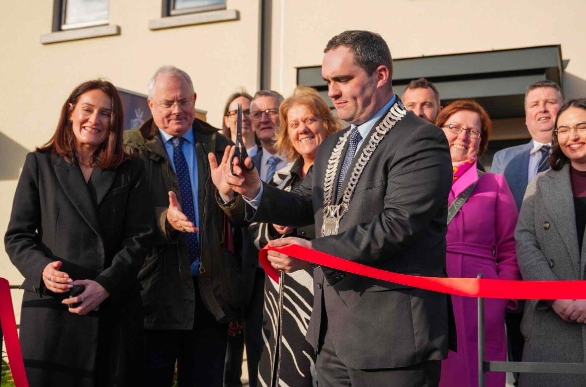 Picture of Deputy Erin McGreehan with Cllr Kevin Callan, Cathaoirleach of Louth County Council and others at the opening of an event.